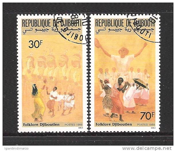 REPUBLIQUE DE DJIBOUTI - 1989 - 2 VALORI OBLITERATI DEDICATI AL FOLCLORE GIBUTIANO (DANZE) - IN OTTIME CONDIZIONI. - Danse