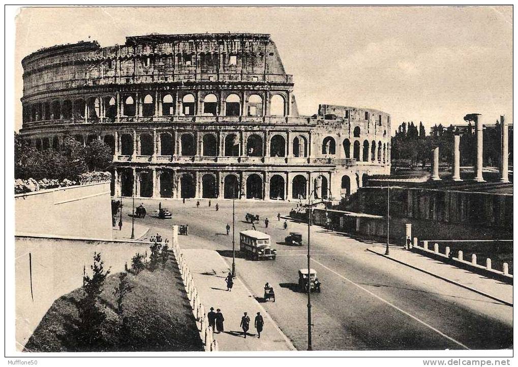 Italia 1952. Francobollo Da L. 10 Raro (filigrana Ruota)  Su Cartolina  Di  ROMA  -  Via Dei Fori Imperiali E Colosseo. - Kolosseum