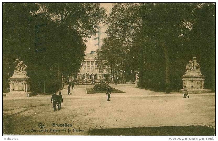 Bruxelles- Le Parc Et Le Palais De La Nation - Parks, Gärten