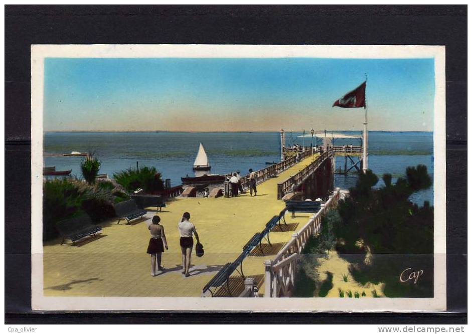 33 ARCACHON Le Moulleau, Jetée, Animée, Colorisée, Ed CAP 178, CPSM 9x14, 194? - Arcachon