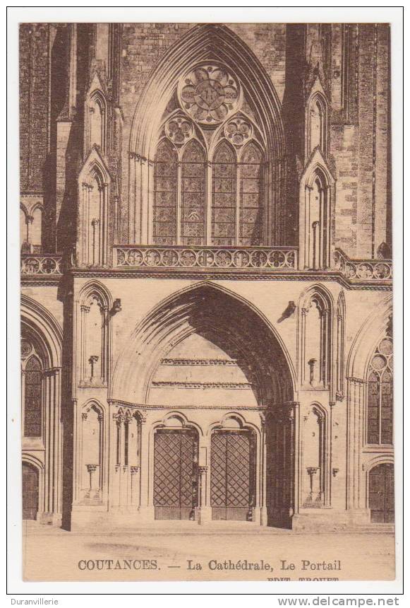 50 COUTANCES - La Cathédrale Le Portail - Coutances