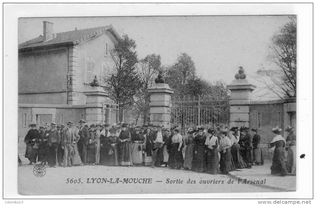 69 LYON LA MOUCHE SORTIE DES OUVRIERS DE L'ARSENAL - Lyon 7