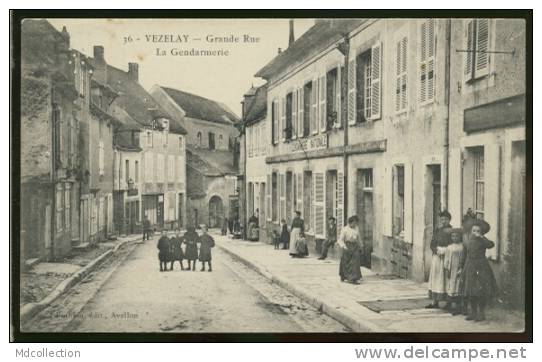 89 VEZELAY /    La Gendarmerie   / - Vezelay