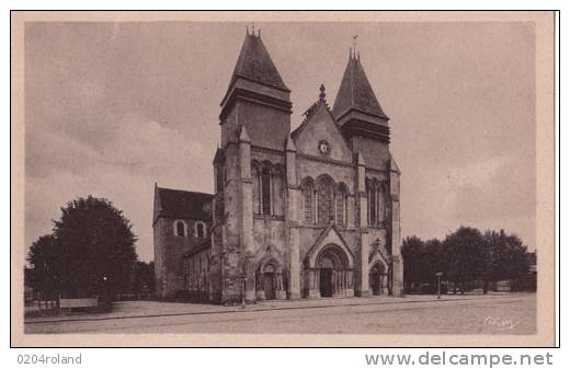 Gournay En Bray - Eglise St Hildevert  : Achat Immédiat - Gournay-en-Bray