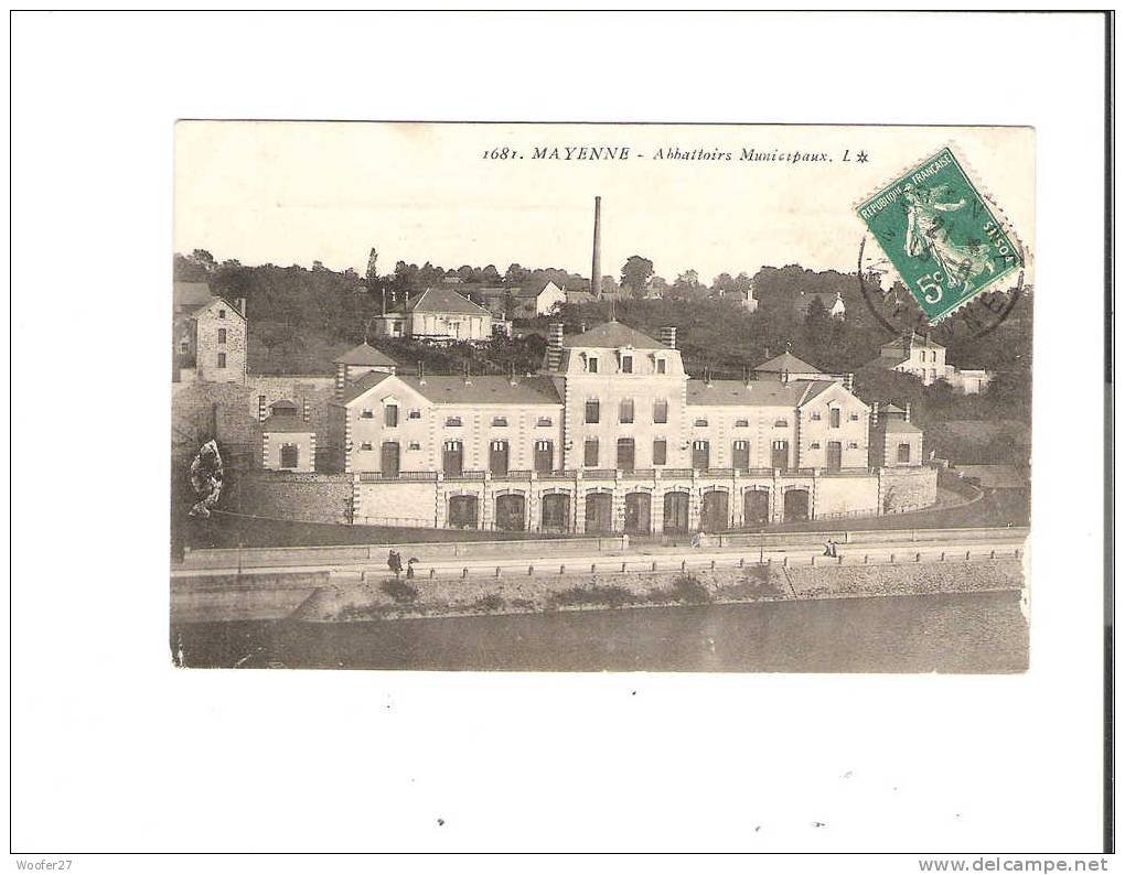 CPA  MAYENNE  Abbattoirs Municipaux - Mayenne