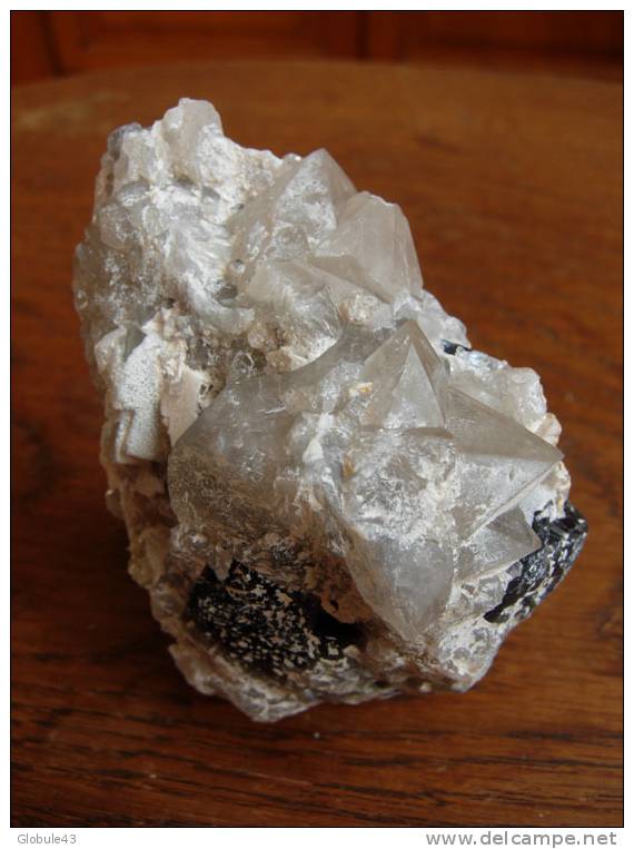 QUARTZ ENFUME ET FLUORINE MARSANGES 7 X 5 CM - Mineralien