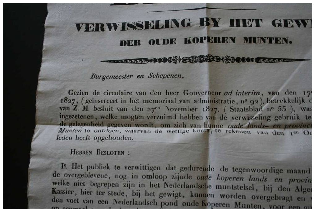 Affiche Regering Der Stad Brussel Berigt Verwisseling By Het Gewicht Der Oude Koperen Munten 1928 - Documents Historiques