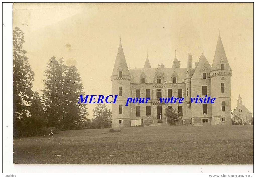 Cp 56 Env GUER COETQUIDAN Camp De : Chateau Du Bois Du Loup Et Chapelle ( En Restauration ? ) Parc - Guer Coetquidan