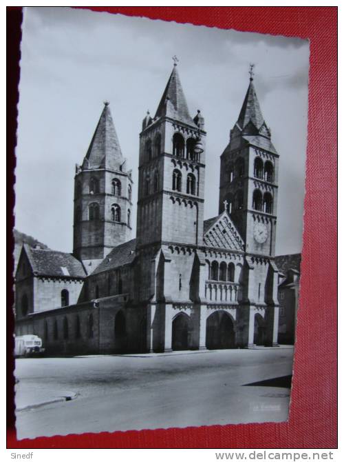 68 GUEBWILLER  Eglise Saint Leger Autobus NON Circulee Edit Cigogne N°  112.30  Rhin Alsace - Guebwiller