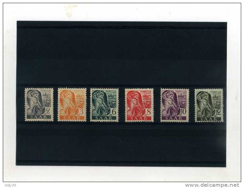 - SARRE . ENSEMBLE DE TIMBRES DE  1947 - Nuevos