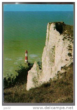Jolie CP Angleterre Eastbourne Beachy Head - Phare Lighthouse - - Eastbourne