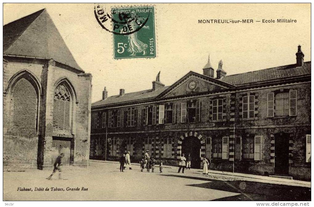 CPA (62) MONTREUIL SUR MER   Ecole Militaire - Montreuil