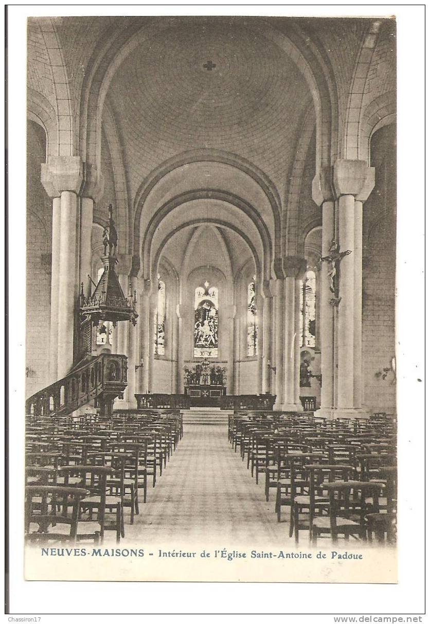 54 - NEUVES-MAISONS  -  Intérieur De L´Eglise Saint-Antoine De Padoue - Carte De Demande De Fonds - Neuves Maisons