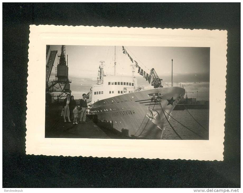 Photo Originale - Lot De 2 - Paquebot - URSS - Michail Kalinin - Le Havre Le 14 Juillet 1960 - Boats