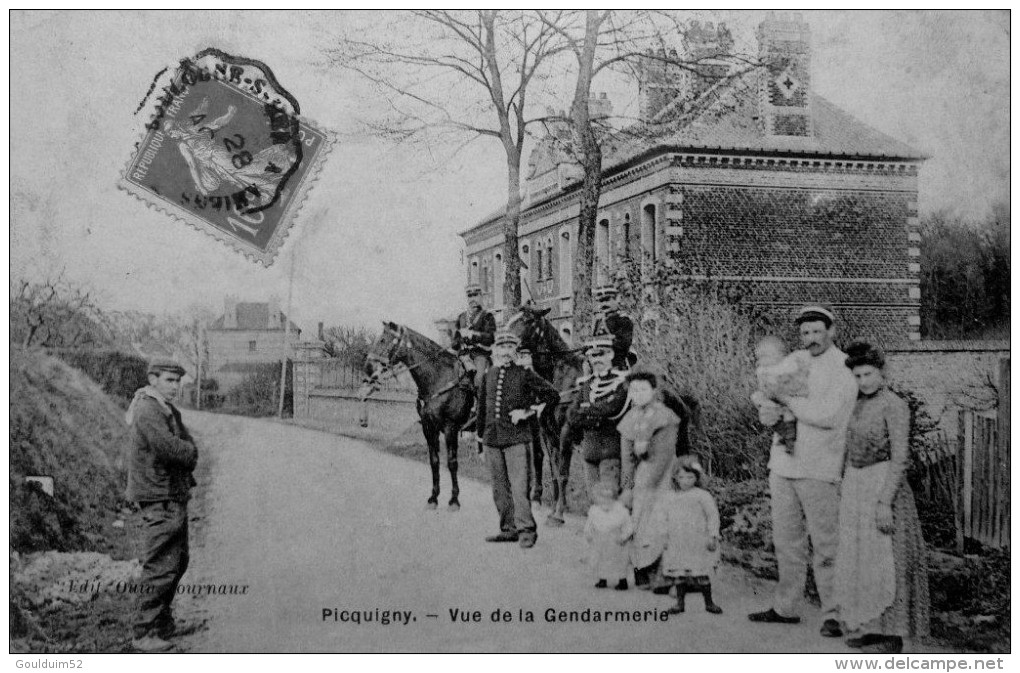 Vue De La Gendarmerie - Picquigny