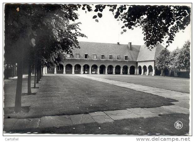 LOMMEL-DUITS MILITAIR KERKHOF - Lommel