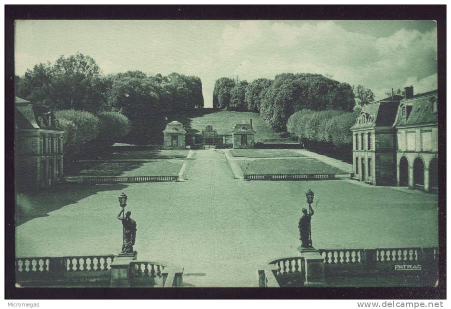 Château De Dampierre, XVII° Siècle : La Grande Cour Et La Grille D'Honneur - Dampierre En Yvelines