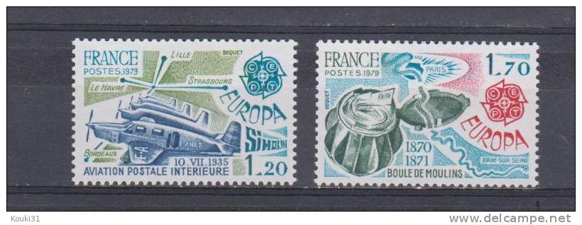 France YT 2046/7 ** : Europa 79 , Aviation Postale Et Boule De Moulins - 1979