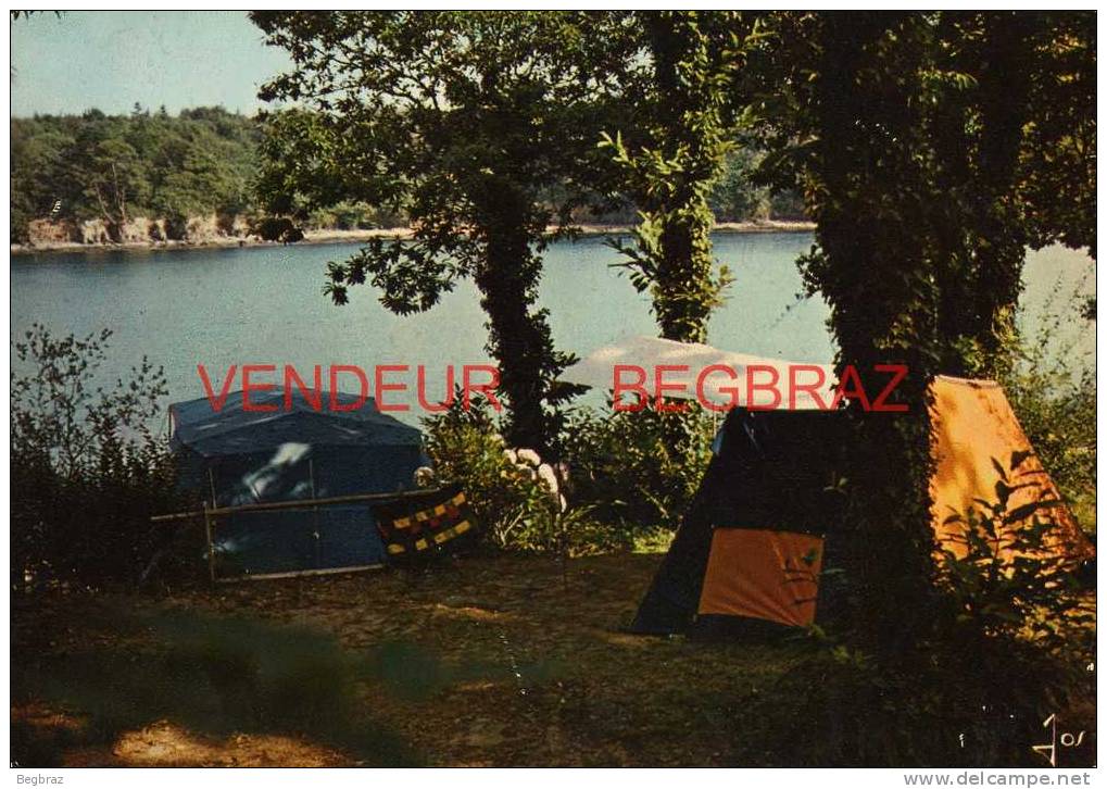 LA FORET FOUESNANT          LE CAMPING - La Forêt-Fouesnant