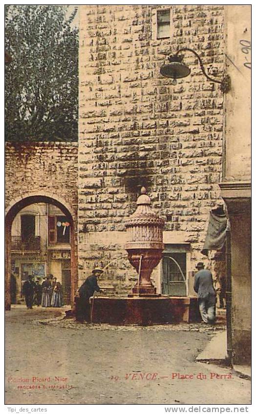 06 - Vence - Place Du Perra - Vence