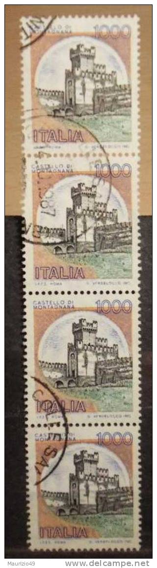 1980 Nr 1527 Castelli 1000 L. Striscia Di 4 VALORI - Colori Spostati - VEDI FOTO - Errors And Curiosities