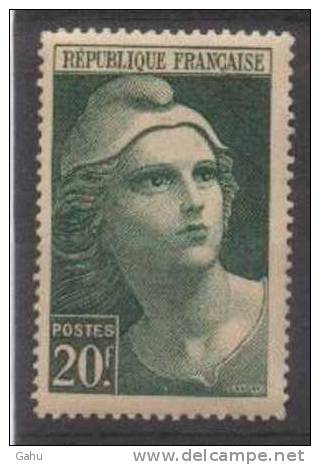 France ; 1945 ; Yval; N° Y: 730 ; Neuf ** ; Marianne De Gandon ; Cote Y: 1.60 E. - 1945-54 Marianna Di Gandon