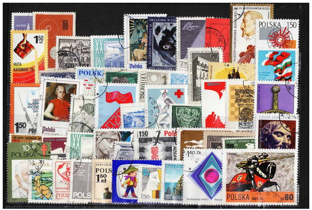 D 650 //  50  Different  Stamps    POLAND - Kilowaar (max. 999 Zegels)