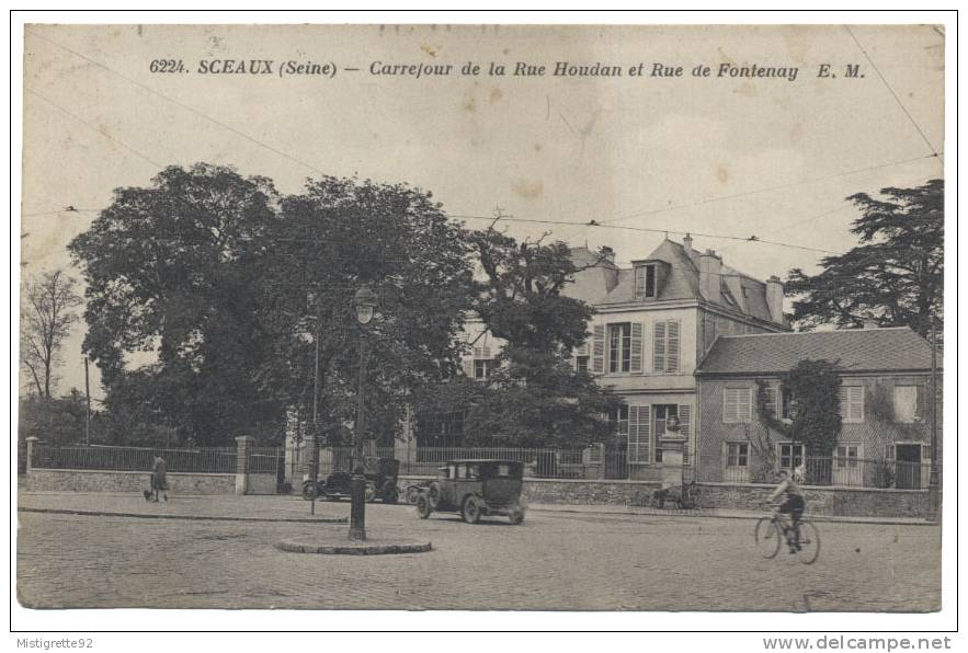 (92) SCEAUX CARREFOUR RUE HOUDAN RUE De FONTENAY 1931, Noir Et Blanc. - Sceaux