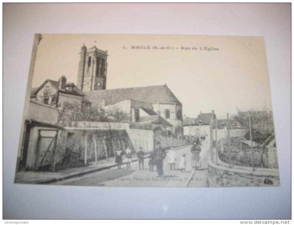 2 Bns - CPA N°1 - MAULE - Rue De L'Eglise [78] Yvelines - - Maule