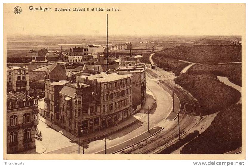 WENDUINE WENDUYNE BOULEVARD LEOPOLD II ET HOTEL DU PARC WENDUYNE SUR MER FACE DU PARC ET DE LA MER - Wenduine