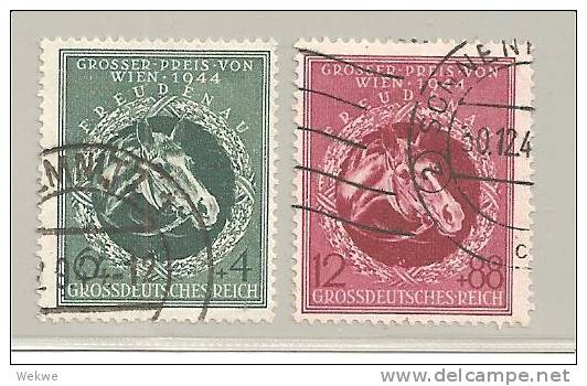 III-Mi.Nr.900-01 O/ (1944) Pferderennen - Gebraucht