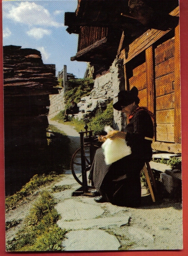 V085 Fileuse Au Val D'Hérens,Costume,Trachtenfrau Am Spinnrad.Vex 1982.Klopfenstein 88907 - Vex