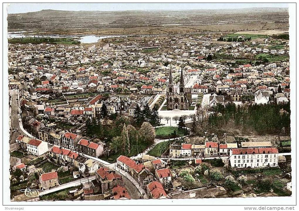 CPA,CPSM, 71 , Le Creusot, Vue Panoramique, Quartier Saint Henri - Le Creusot