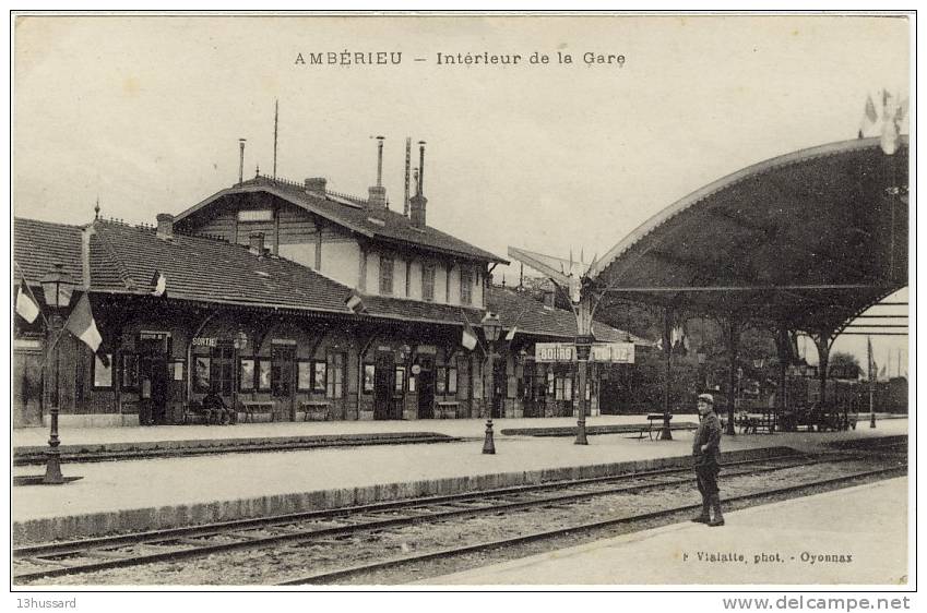 Carte Postale Ancienne Ambérieu En Bugey - Intérieur De La Gare - Chemin De Fer - Non Classés