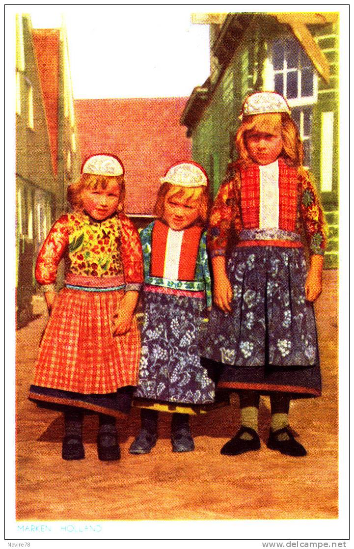 MARKEN PAYS BAS HOLLAND HOLLANDE . ENFANTS COSTUMES TRADITIONNELS. - Marken