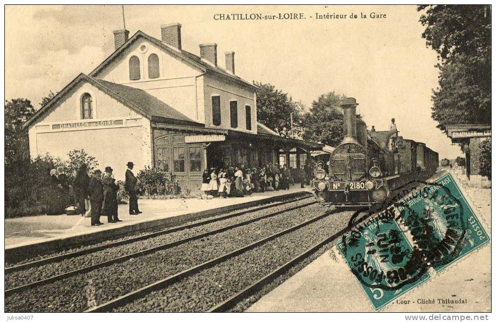 CHATILLON SUR LOIRE (45) Train En Gare Beau Plan - Chatillon Sur Loire