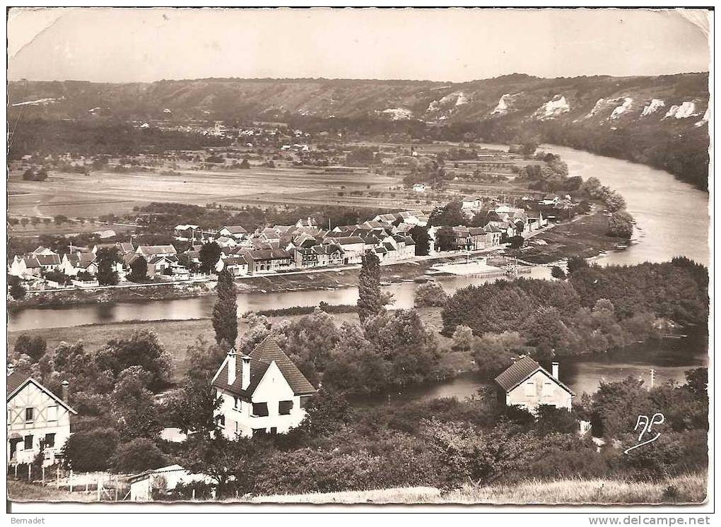 VETHEUIL .. VUE GENERALE SUR LAVACOURT - Vetheuil