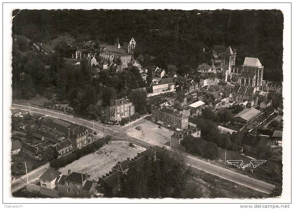 Beaumont-le-Roger (27) : Vue Générale Aérienne Environ 1950 (animée). - Beaumont-le-Roger