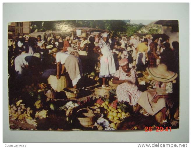 5298   JAMAICA MARKET SCENE   YEARS  1950  OTHERS IN MY STORE - Jamaïque