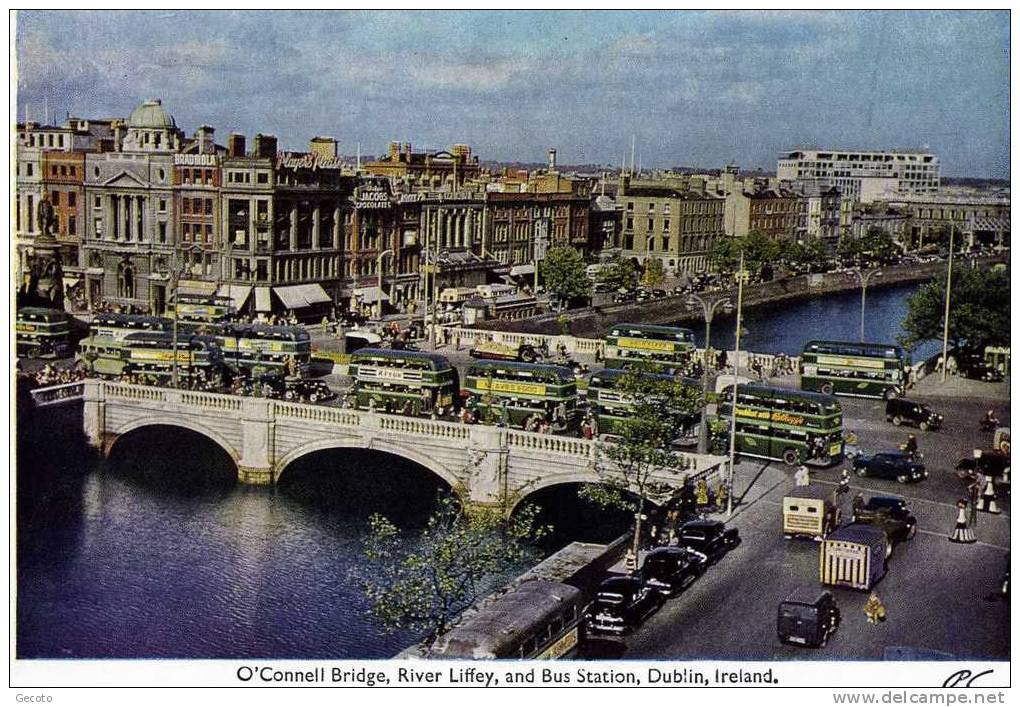 Dublin - O´ Connell Bridge, River Liffey - Dublin