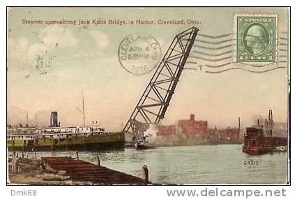 CLEVELAND - OHION - USA - OLD POSTCARD - STEAMER APPROACHING JACK KNIFE BRIDGE, IN HARBOR - Cleveland