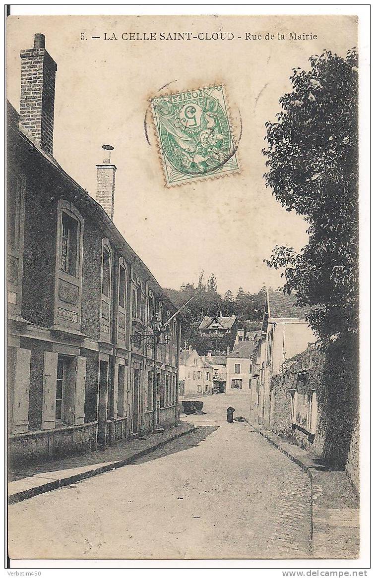 78...LA CELLE SAINT CLOUD..RUE DE LA MAIRIE..LEGERE SOUPLESSE SUR 2 CM....2 SCANS..1907 - La Celle Saint Cloud