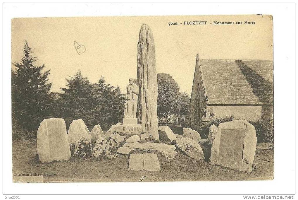 Plozevet . Monument Aux Morts - Plozevet