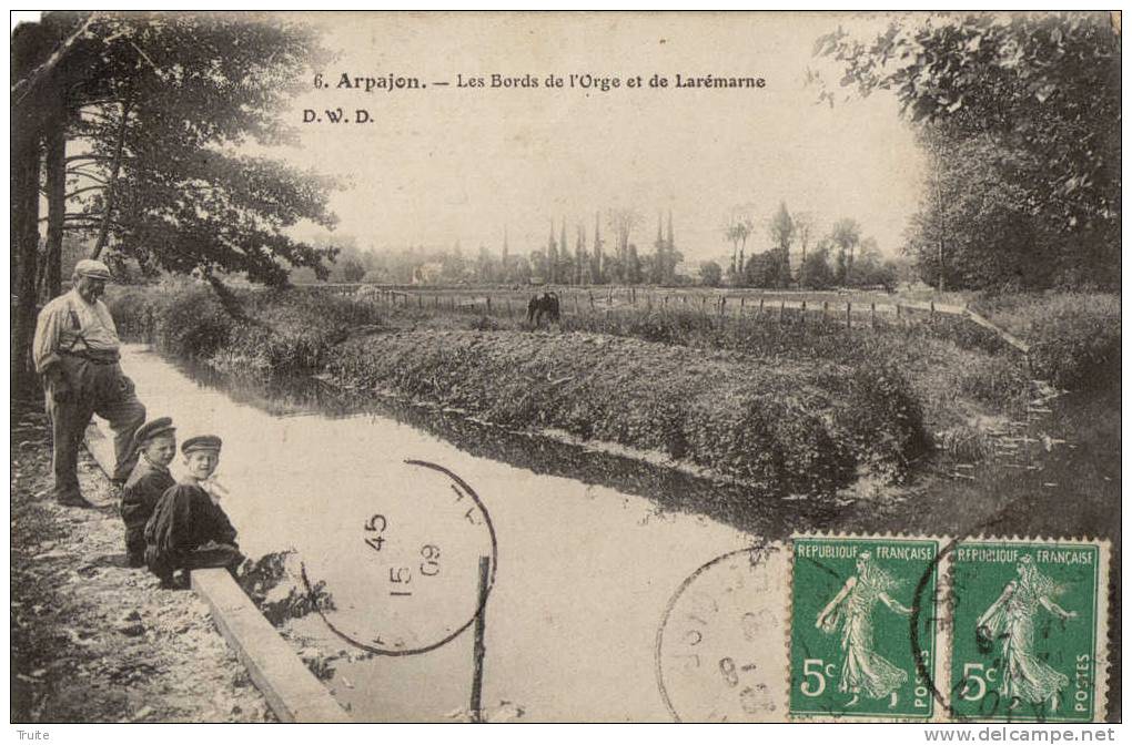 ARPAJON LES BORDS DE L ORGE ET DE LAREMARNE ANIMEE GARCONS  1909 - Arpajon
