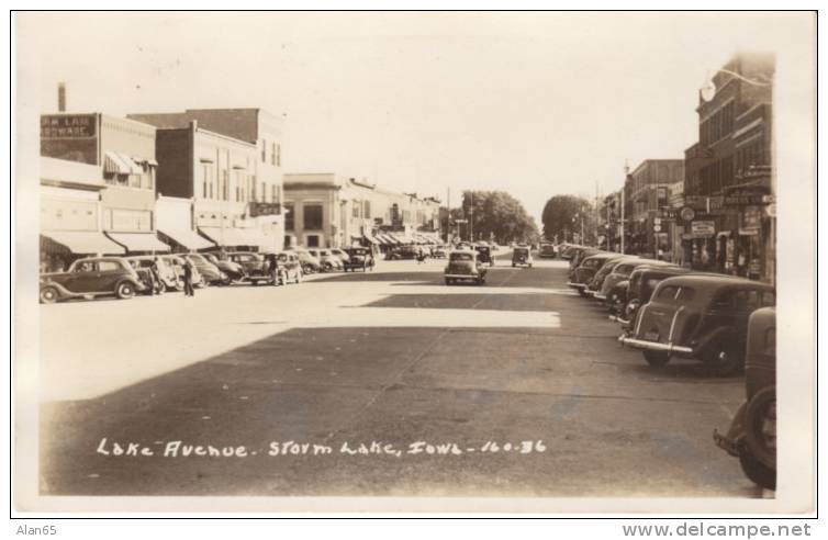 Storm Lake Iowa, Lake Avenue Street Scene, Autos Stores On C1930s Vintage Real Photo Postcard - Otros & Sin Clasificación