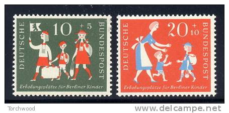 Germany  Sc# B354-5(**)  Og  Nh  Cv $3.85 - Altri & Non Classificati