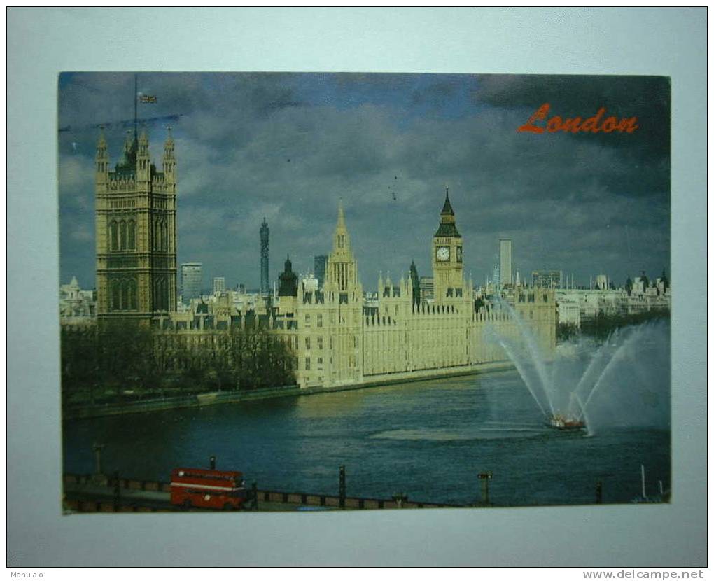 London - Houses Of Parliament & Big Ben With The London Phoenix Fireboat With Spray Jets - Houses Of Parliament