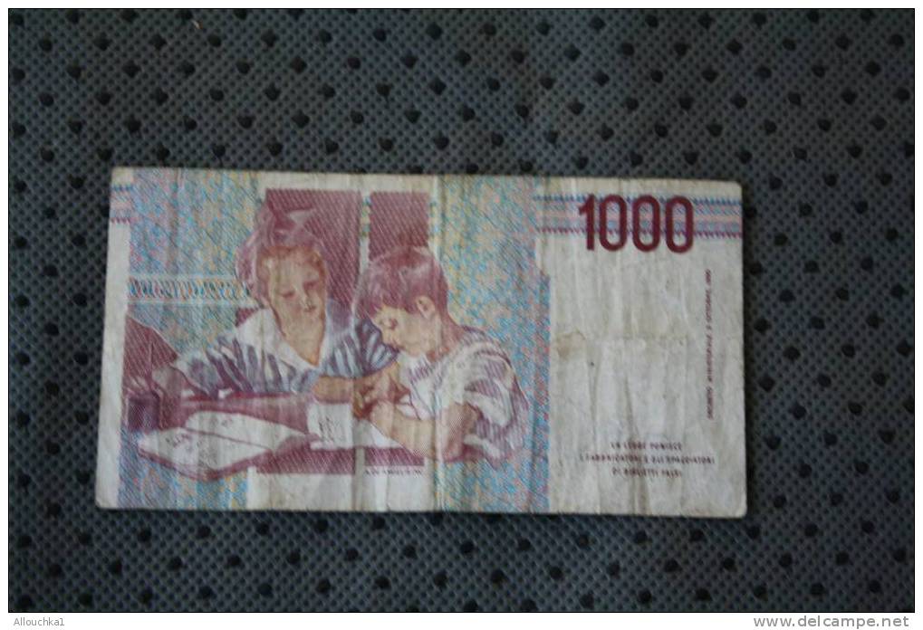 BILLET DE BANQUE DE LA BANK  BANCA ITALIA ITALIE   DE 1000 LIRE  THEME ECOLE ECRITURE M. MONTESSORI - 1000 Lire