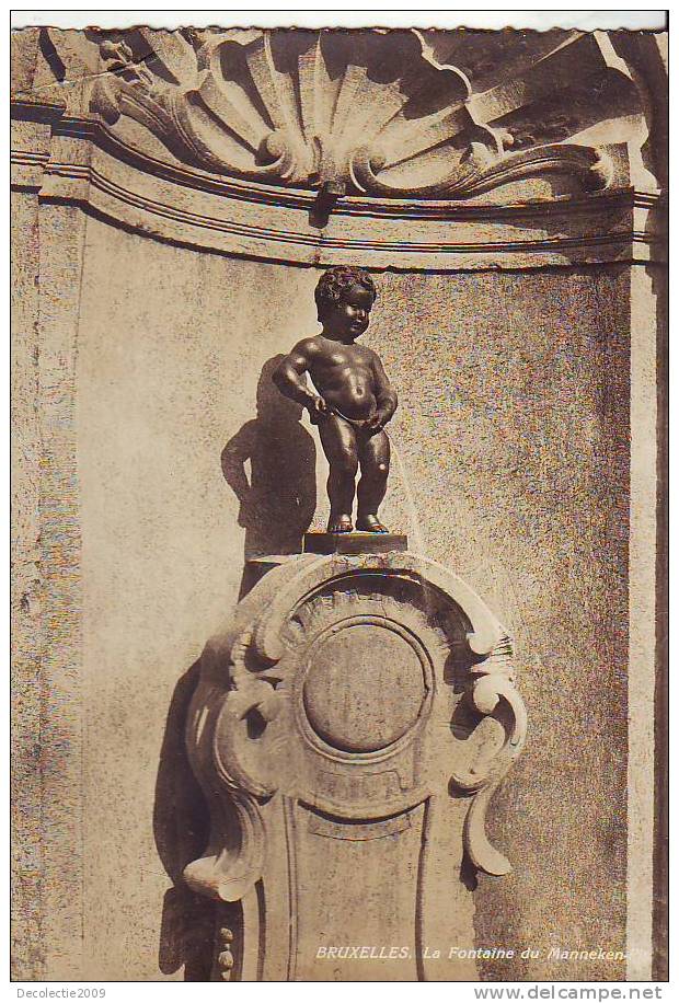 Z7013 Belgium Bruxelles La Fontaine Du Manneken Not Used 1930 Perfect Shape - Beroemde Personen