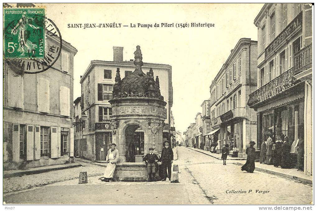 ST JEAN D'ANGELY - La Pompe Du Pilori - Saint-Jean-d'Angely